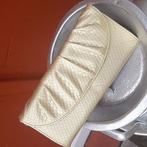 Mundi Envelope Wristlet Wallet Gold Textured Diamond Animal Print